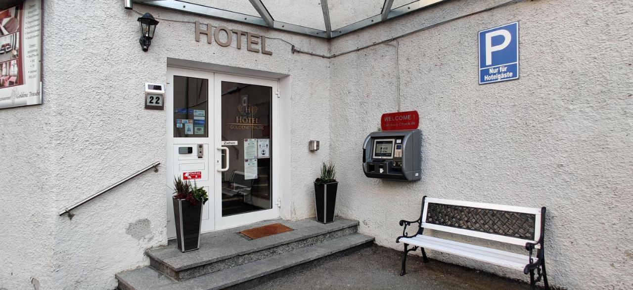 Hotel Goldene Traube Guenzburg Exterior photo